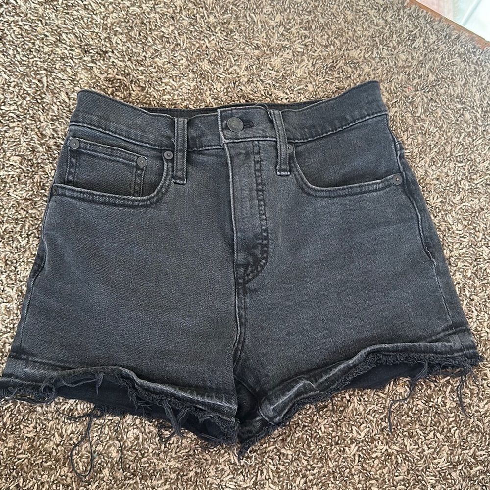 Madewell Highwasted shorts